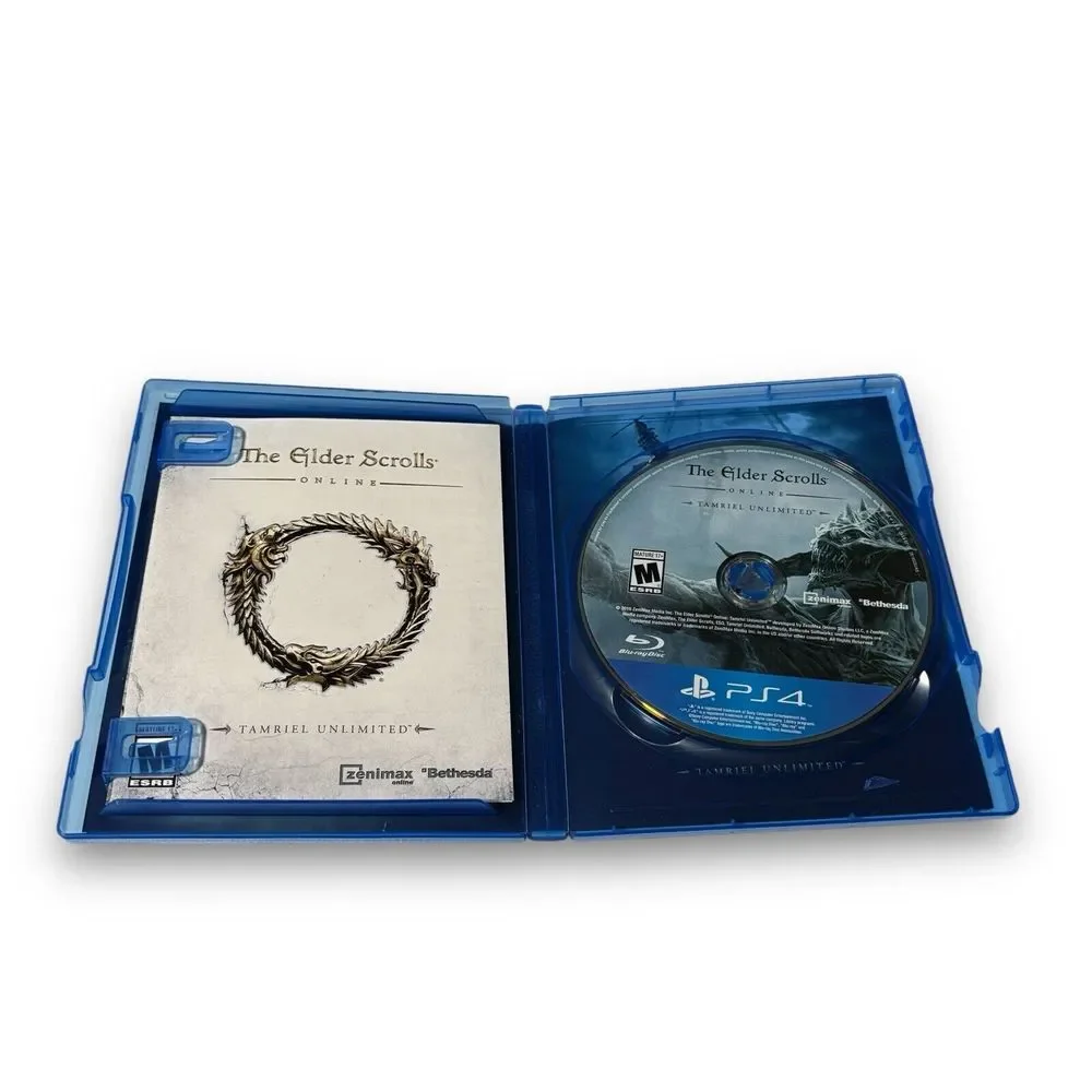PS4 The Elder Scrolls Online: Tamriel Unlimited The Explorers Pack‎ Game